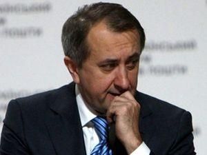 Данилишин надрукував листівок на 17 мільйонів