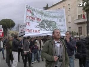 Внаслідок сутичок в столиці Албанії загинуло щонайменше троє людей