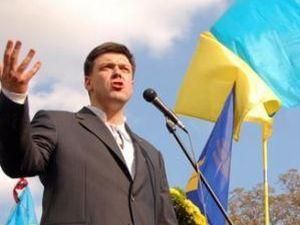 Тягнибок: Схід годує не Захід, а купку олігархів Тягнибок: Схід годує не Захід, а купку олігархів