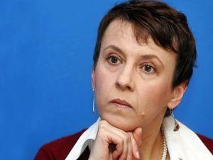 Забужко: Ті, хто "рулять" країною, взагалі в школу не ходили Забужко: Ті, хто "рулять" країною, взагалі в школу не ходили