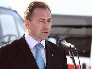 Томенко: Депутати повинні працювати без зарплати Томенко: Депутати повинні працювати без зарплати