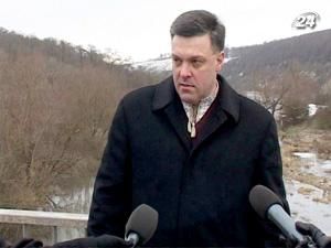 Тягнибок: І влада, і опозиція роз'єднують Україну Тягнибок: І влада, і опозиція роз'єднують Україну