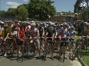 Австралія: зірки спорту збирають гроші для постраждалих від повені Австралія: зірки спорту збирають гроші для постраждалих від повені