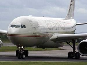 У Британії довелось екстрено посадити літак через агресивного пасажира У Британії довелось екстрено посадити літак через агресивного пасажира