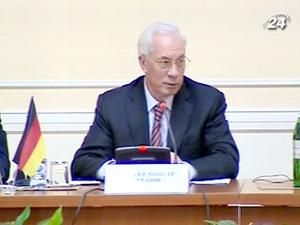 Азаров хоче спільне підприємство, якщо буде нафта та газ Азаров хоче спільне підприємство, якщо буде нафта та газ