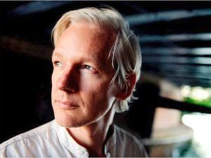 Джуліан Ассанж готовий переїхати в Бразилію Джуліан Ассанж готовий переїхати в Бразилію