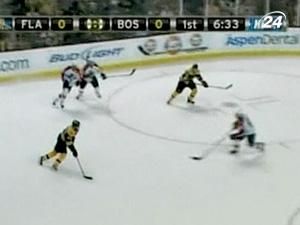 "Бостон" вчетверте поспіль у цьому сезоні переграв "Флориду" "Бостон" вчетверте поспіль у цьому сезоні переграв "Флориду"