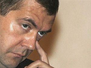 Медведєв: WikiLeaks корисний для міжнародних відносин Медведєв: WikiLeaks корисний для міжнародних відносин