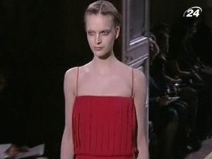 Дизайнери Valentino представили повітряну елегантність