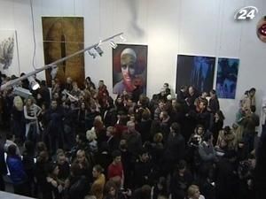 Художниці та дизайнерки об’єднались для спільного проекту “Інь” Художниці та дизайнерки об’єднались для спільного проекту “Інь”