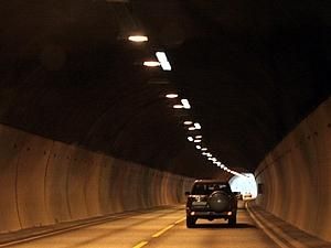 Французи і росіяни зацікавлені у будівництві у Києві тунелю під Дніпром Французи і росіяни зацікавлені у будівництві у Києві тунелю під Дніпром