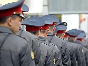 З березня у Росії буде поліція, яка матиме право бити жінок З березня у Росії буде поліція, яка матиме право бити жінок