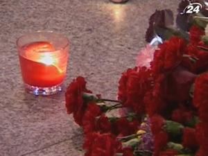 Тема тижня: внаслідок теракту в аеропорту "Домодєдово" загинуло 35 людей Тема тижня: внаслідок теракту в аеропорту "Домодєдово" загинуло 35 людей