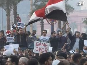 Іноземці масово залишають охоплений безладами Єгипет
