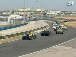 Зірки американських серії дали старт новому гоночному сезону Зірки американських серії дали старт новому гоночному сезону