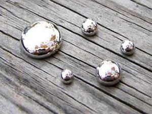 За спробу продати 8 кілограмів ртуті зловмисника засудили до трьох років За спробу продати 8 кілограмів ртуті зловмисника засудили до трьох років