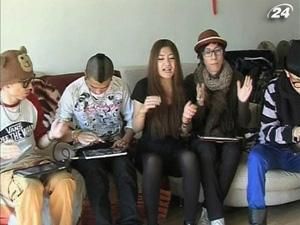 Китайська група завойовує Інтернет iPad-хітами Китайська група завойовує Інтернет iPad-хітами