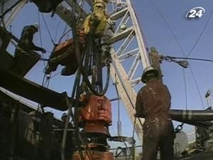 Ціна на нафту Brent перевищила 100 дол. за барель Ціна на нафту Brent перевищила 100 дол. за барель