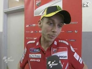 Гонщики зібрались на перші передсезонні тести Гонщики зібрались на перші передсезонні тести