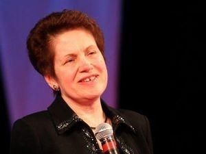 Людмила Янукович голова організації "За права жінок похилого віку" Людмила Янукович голова організації "За права жінок похилого віку"