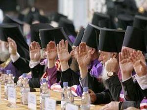 Росія: священники можуть висувати свої кандидатури на виборах Росія: священники можуть висувати свої кандидатури на виборах