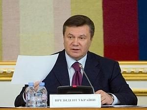 Янукович підписав закон про доступ до публічної інформації