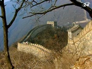 Велика китайська стіна - свідчення могутності давньої китайської цивілізації Велика китайська стіна - свідчення могутності давньої китайської цивілізації