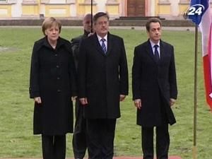 У Варшаві відбулися перемовини лідерів ФРН, Франції та Польщі У Варшаві відбулися перемовини лідерів ФРН, Франції та Польщі