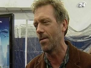 Х'ю Лорі переніс реліз свого альбому - через весілля принца Х'ю Лорі переніс реліз свого альбому - через весілля принца