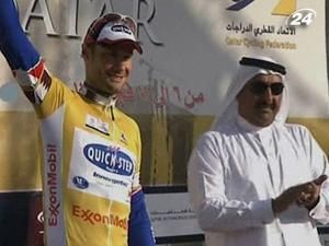 Том Бонен перехопив "золоту" майку лідера Том Бонен перехопив "золоту" майку лідера