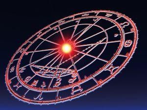 Індійський суд визнав, що астрологія - наука і "мати" усіх наук Індійський суд визнав, що астрологія - наука і "мати" усіх наук