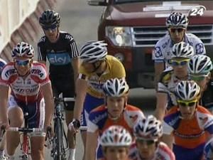 Том Бонен втратив "золоту" майку лідера Том Бонен втратив "золоту" майку лідера