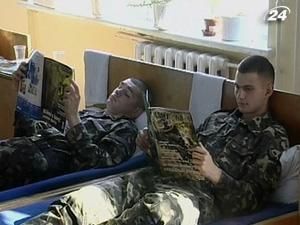 Харків: частина солдатів залишились без гарячого харчування Харків: частина солдатів залишились без гарячого харчування