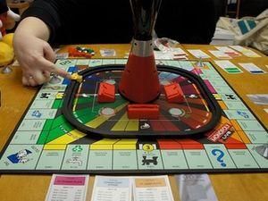 "Монополія" 21 століття за 50 доларів "Монополія" 21 століття за 50 доларів