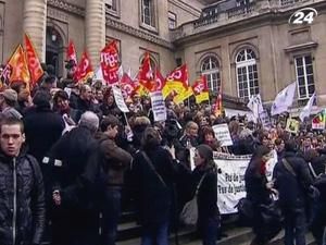 Судді організували страйк у відповідь на критику Саркозі