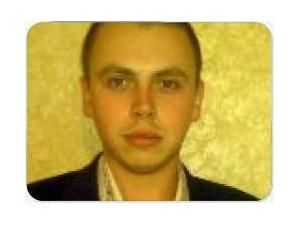 Суд відмовився змінити запобіжний захід студенту, якого підозрюють у підпалі райкому КПУ Суд відмовився змінити запобіжний захід студенту, якого підозрюють у підпалі райкому КПУ