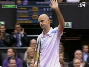 Іван Любічіч пробився до 1/2 фіналу Іван Любічіч пробився до 1/2 фіналу