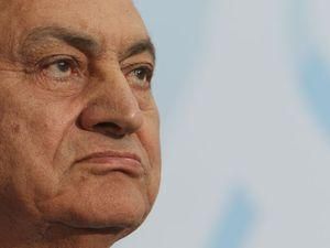 Уряд Мубарака залишиться при владі до виборів Уряд Мубарака залишиться при владі до виборів