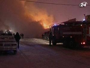 Росія: пожежа на ринку будматеріалів, є одна жертва Росія: пожежа на ринку будматеріалів, є одна жертва