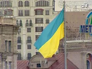 Сума державних запозичень в 2010 році перевищила 124 млрд. грн. Сума державних запозичень в 2010 році перевищила 124 млрд. грн.