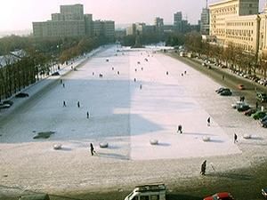 У Харкові перед приїздом Януковича встановили огородження У Харкові перед приїздом Януковича встановили огородження