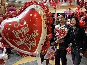 В Малайзії в День Валентина заарештували 200 закоханих пар В Малайзії в День Валентина заарештували 200 закоханих пар