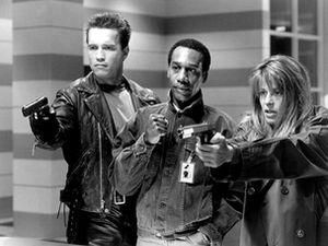 Шварцнеггер розглядає участь у проекті "Термінатор-5" Шварцнеггер розглядає участь у проекті "Термінатор-5"