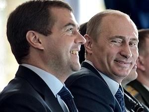 WikiLeaks: Швеція хотіла посварити Медведєва з Путіним WikiLeaks: Швеція хотіла посварити Медведєва з Путіним