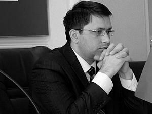 Облитий кислотою чиновник поки не коментує інцидент Облитий кислотою чиновник поки не коментує інцидент