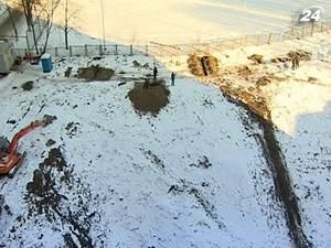 В центрі столиці вирубали 200 дерев заради НСК "Олімпійський" В центрі столиці вирубали 200 дерев заради НСК "Олімпійський"