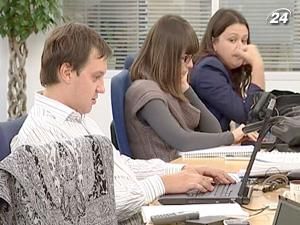 Зарплатню до 2 тис. грн. отримують більше 50% українців Зарплатню до 2 тис. грн. отримують більше 50% українців