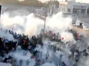 У Бахрейні поліція стріляє по опозиціонерах У Бахрейні поліція стріляє по опозиціонерах