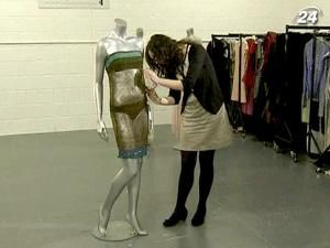 На аукціон виставили сукню, якою Кейт спокусила принца На аукціон виставили сукню, якою Кейт спокусила принца