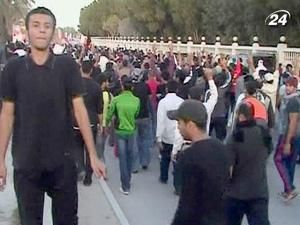 У Бахрейні застосували сльозогінний газ проти демонстрантів У Бахрейні застосували сльозогінний газ проти демонстрантів